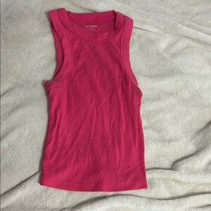 Old Navy Fuchsia Sleeveless Tank